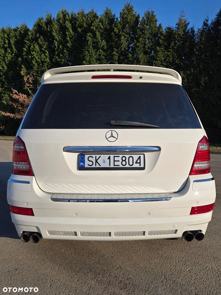 Mercedes-Benz GL 500 4Matic 7G-TRONIC - 12