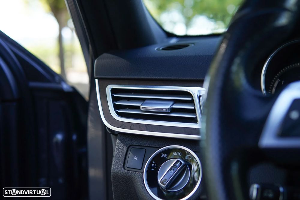 Mercedes-Benz E 300 Bluetec Hybrid Avantgarde - 38