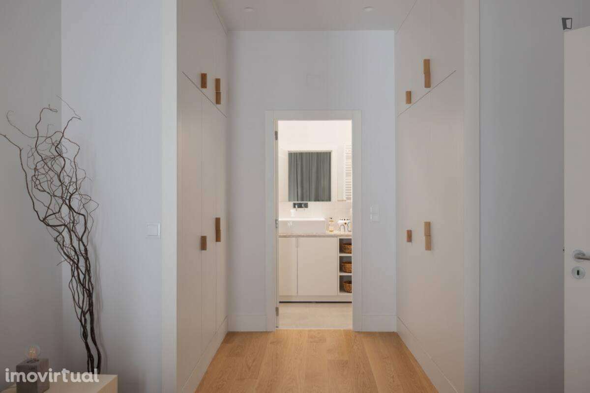 Apartamento com 1 quartos - localizado em São Bento Lisbon - Grande imagem: 4/20