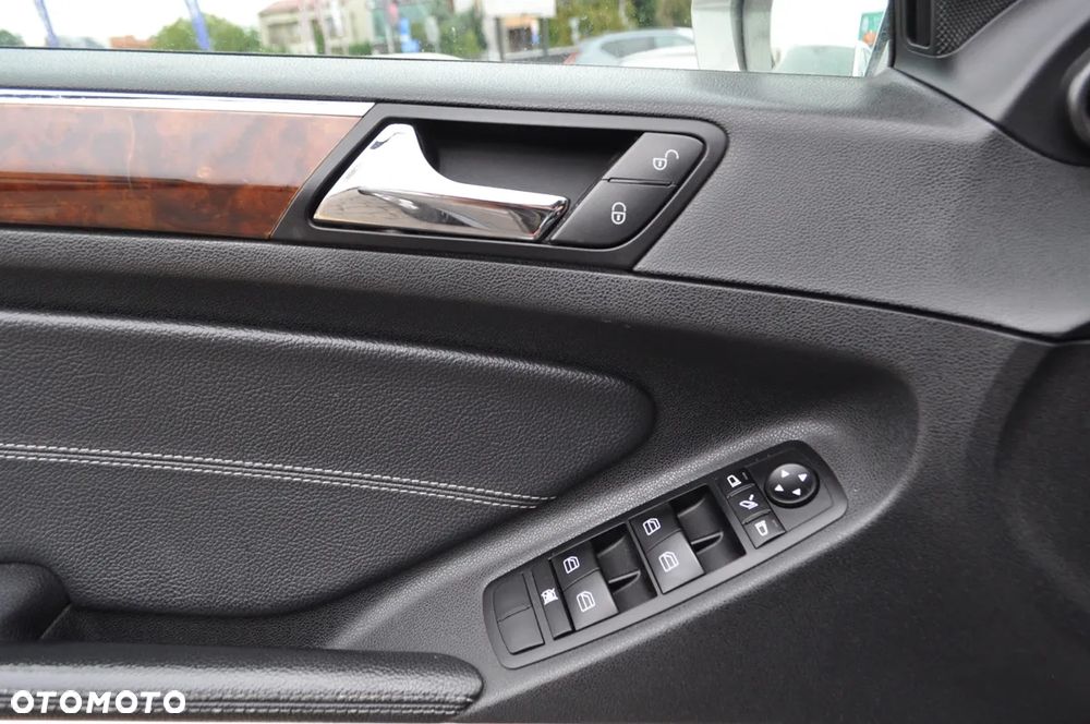 Mercedes-Benz ML 320 CDI 4-Matic - 20