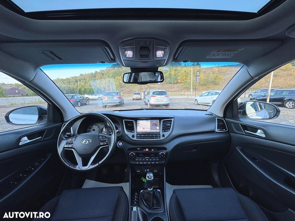Hyundai Tucson 2.0 CRDI 4WD Style - 12