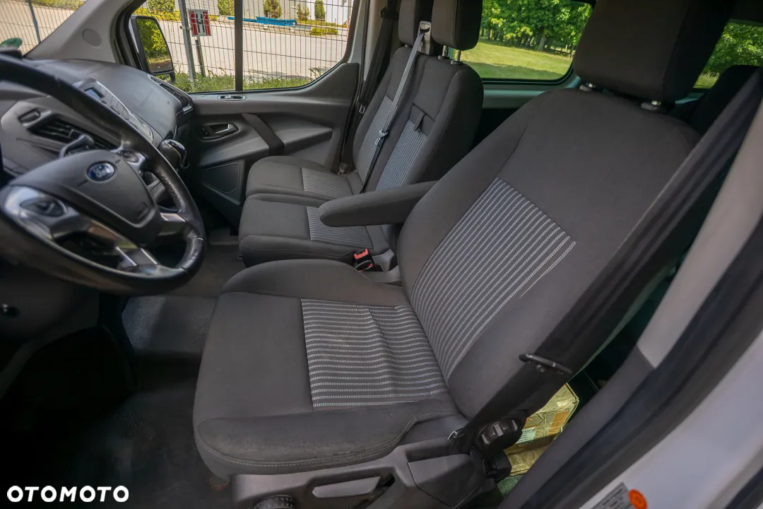 Ford Transit Custom 290 L2H1 Limited - 14
