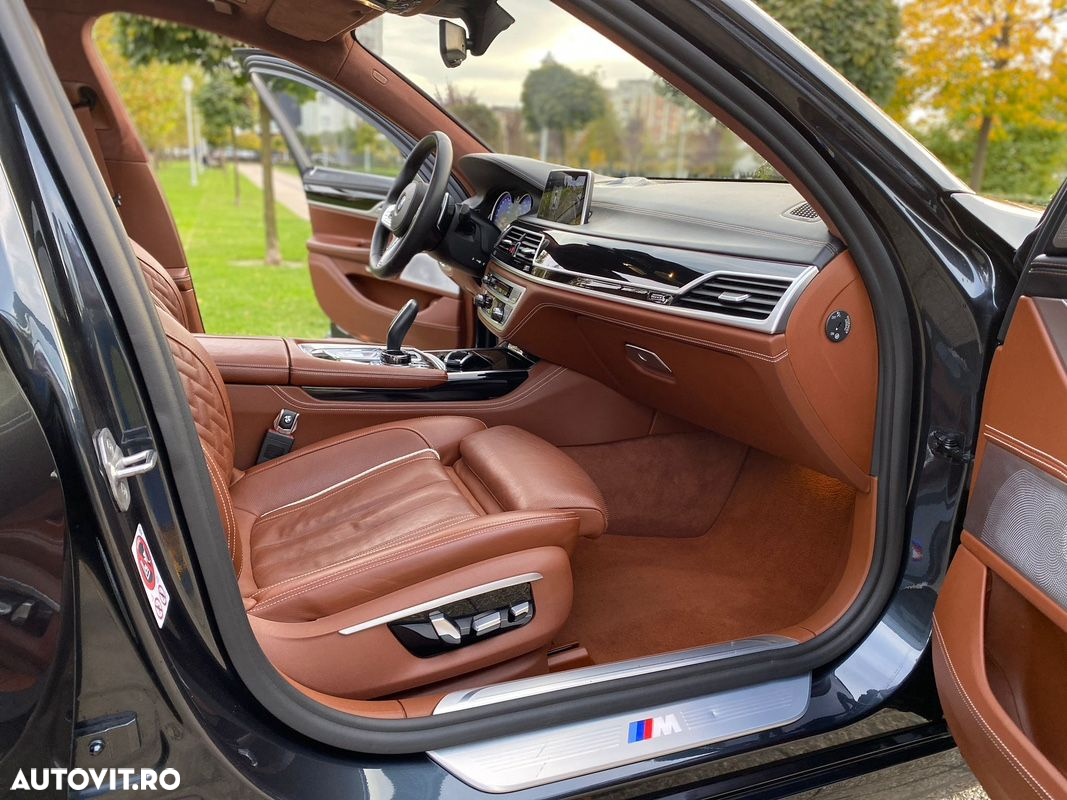 BMW Seria 7 750Li xDrive - 12