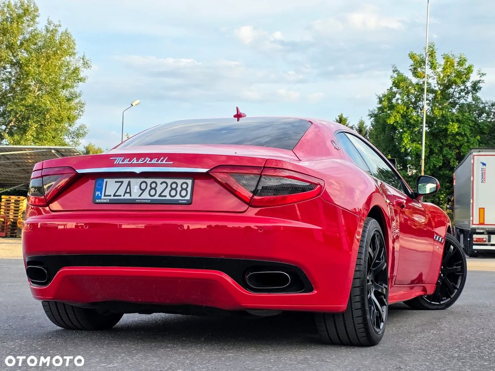 Maserati GranTurismo S Automat - 7