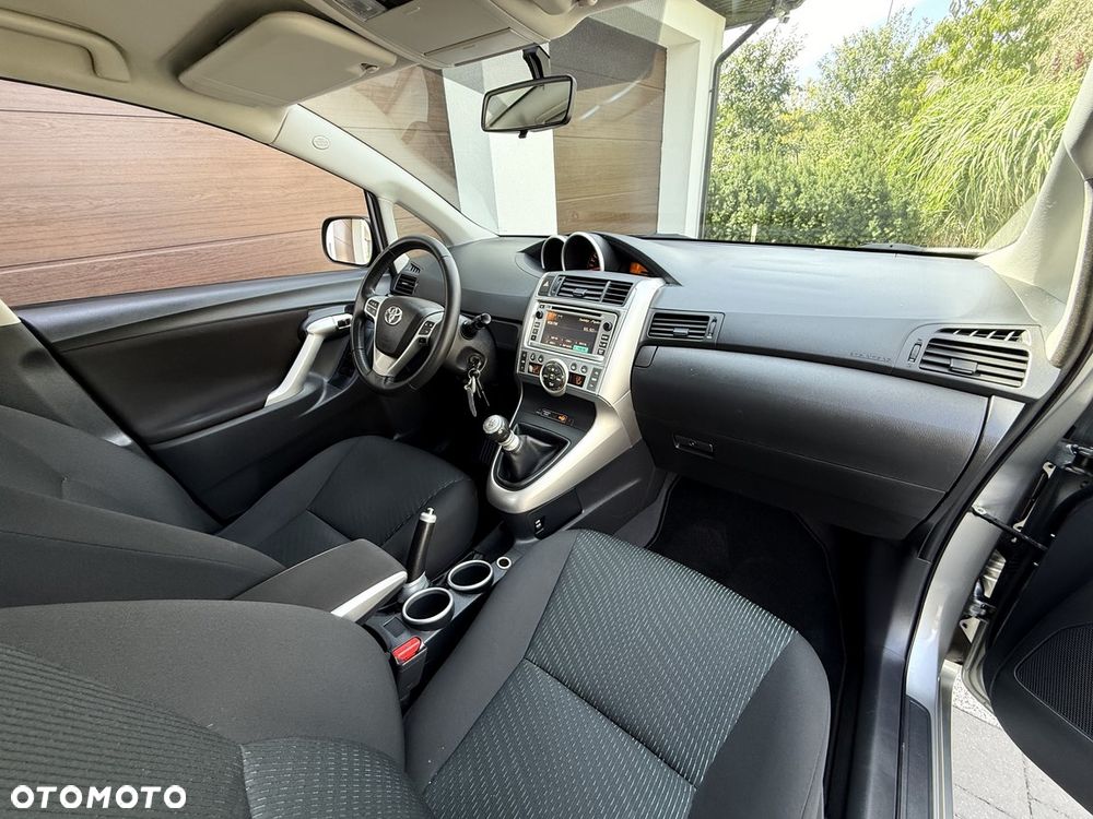 Toyota Verso 1.8 Edition - 26