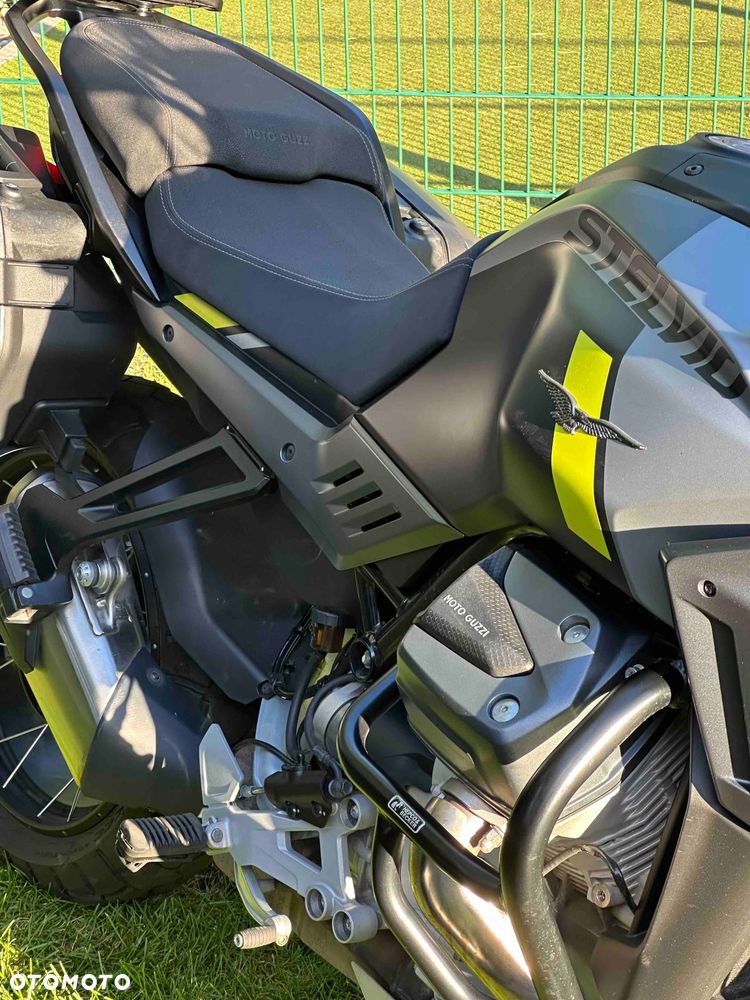 Moto Guzzi Stelvio - 25