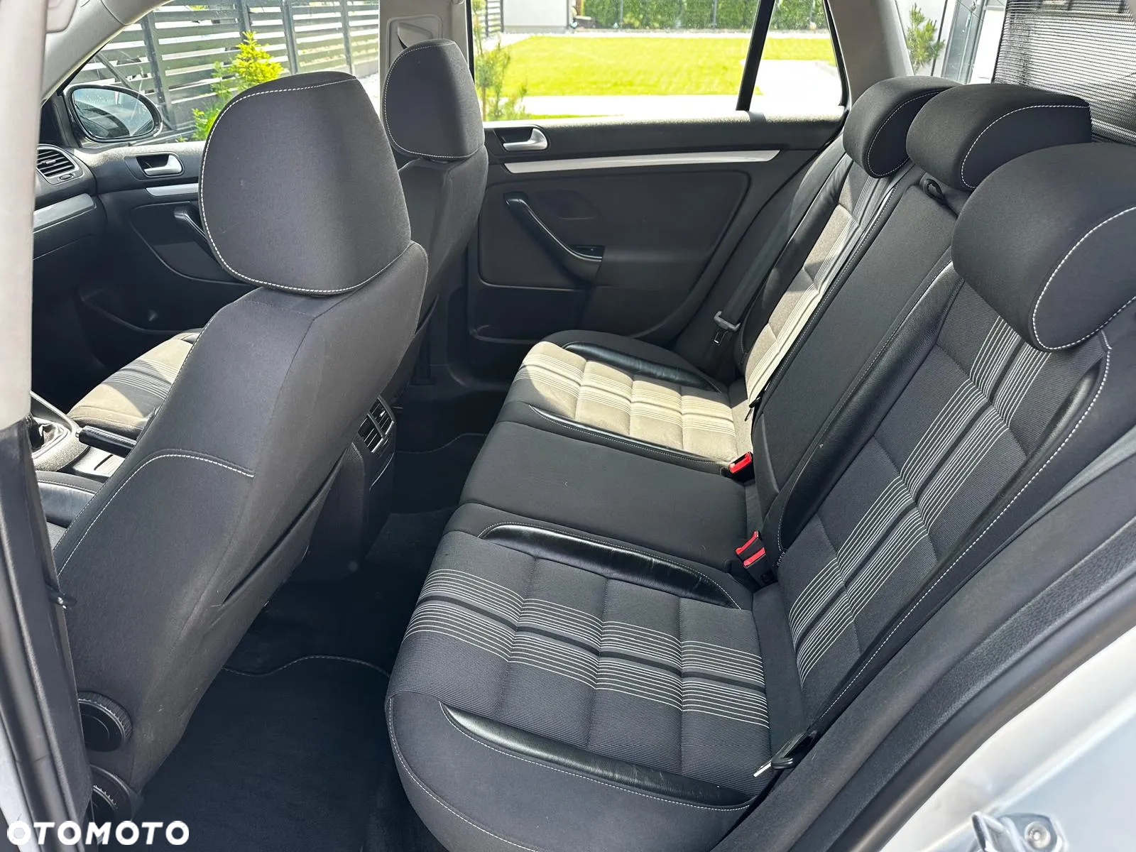 Volkswagen Golf VI 2.0 TDI Highline - 12