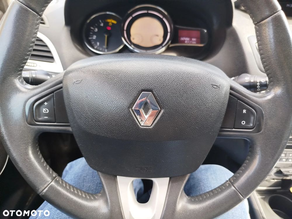Renault Megane - 12