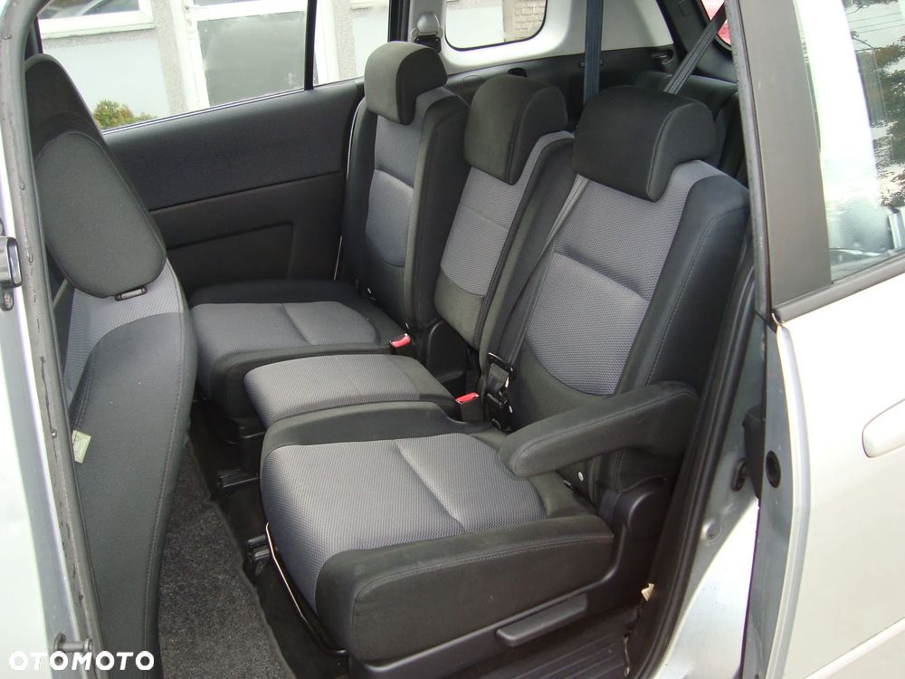 Mazda 5 2.0 CD Exclusive + - 11