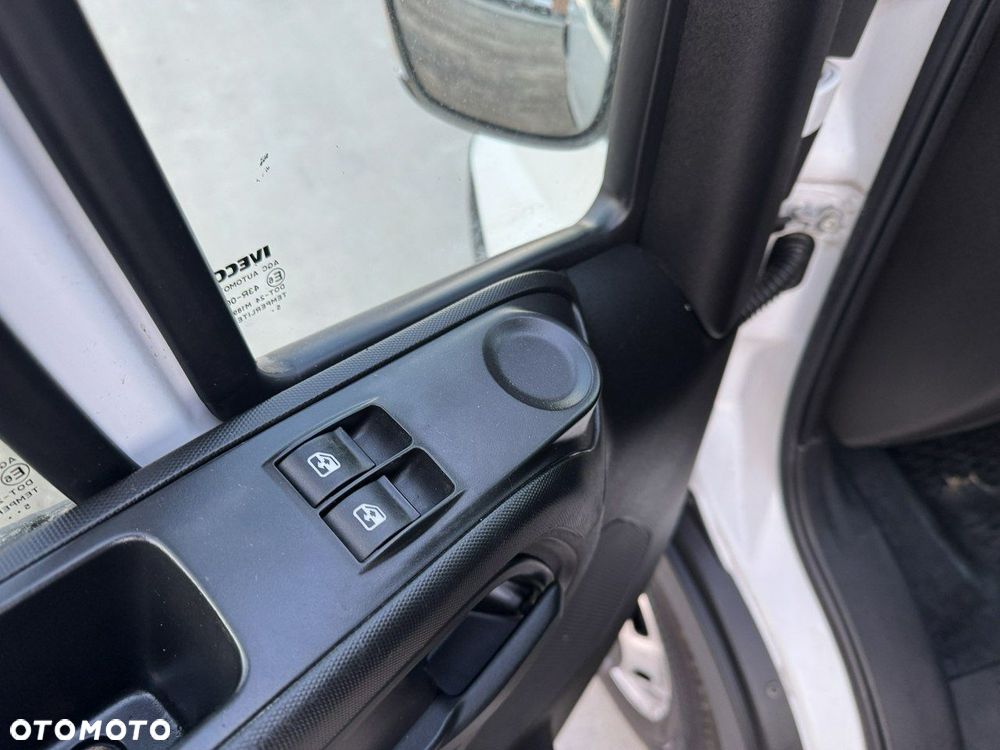 Iveco Daily - 12