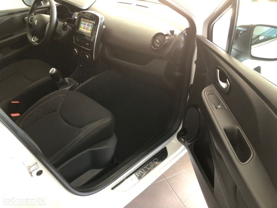 Renault Clio 0.9 TCe Limited - 10