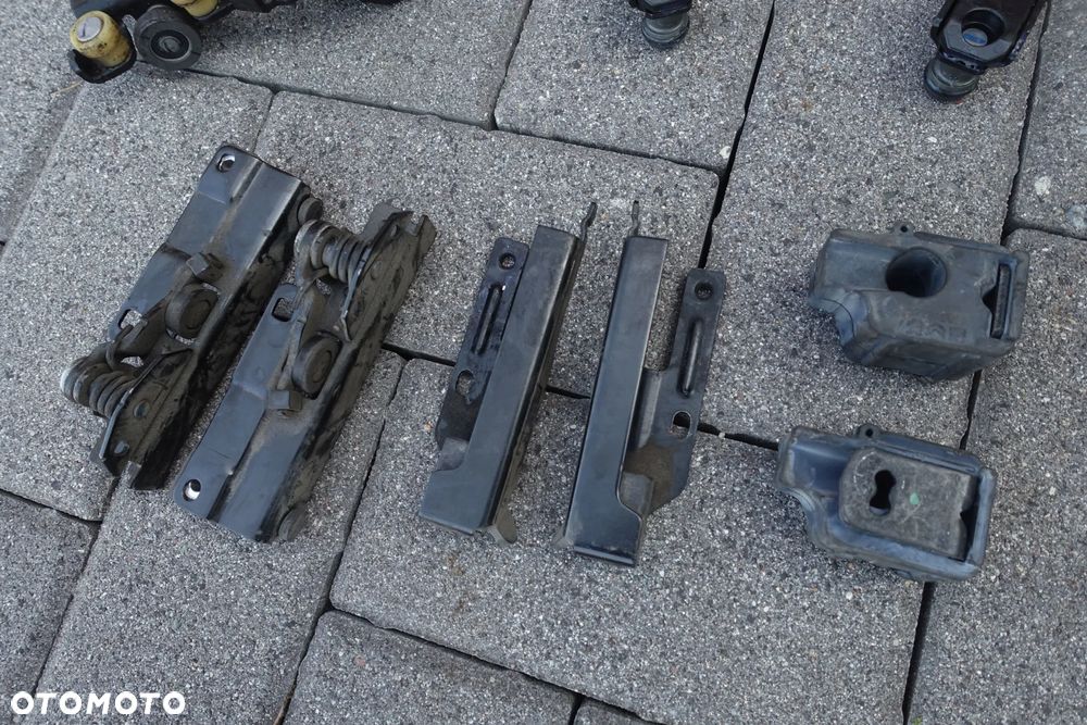 SZYNY ROLKA DRZWI MASKOWNICA ZAWIAS BERLINGO IV 18r. - 3