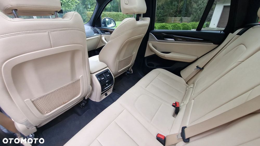 BMW X3 xDrive30i xLine - 11