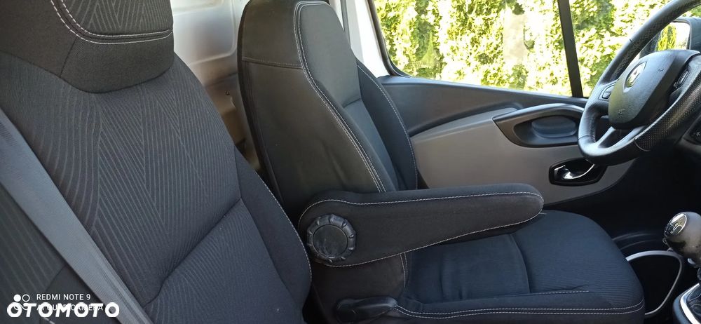 Renault Trafic - 15