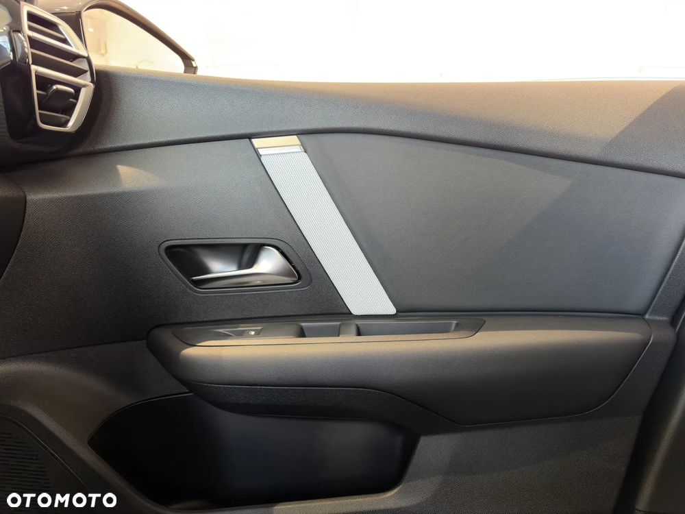 Citroën C4 e-C4 EV156 54kWh Max - 19