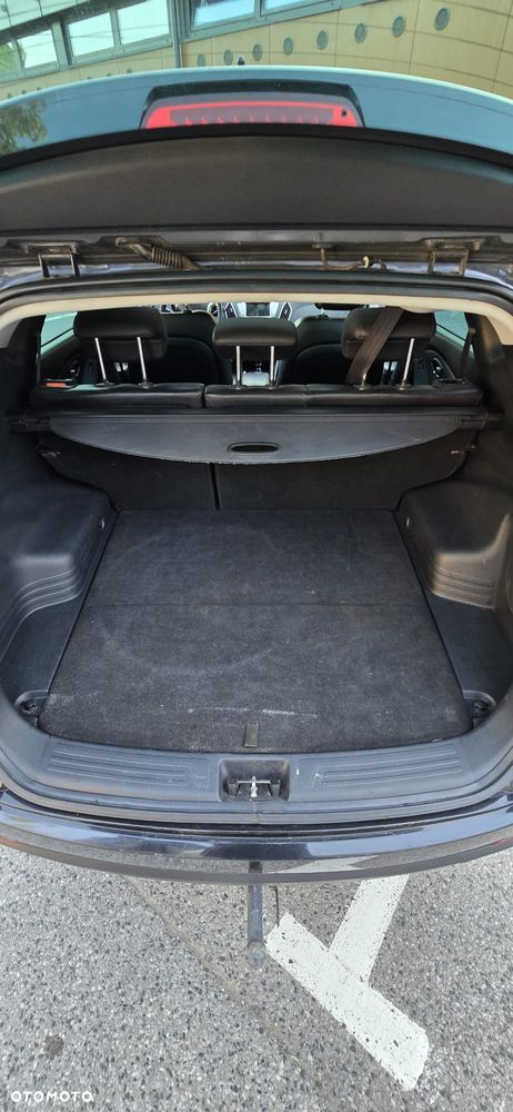 Hyundai ix35 2.0 CRDi 4WD Premium - 8
