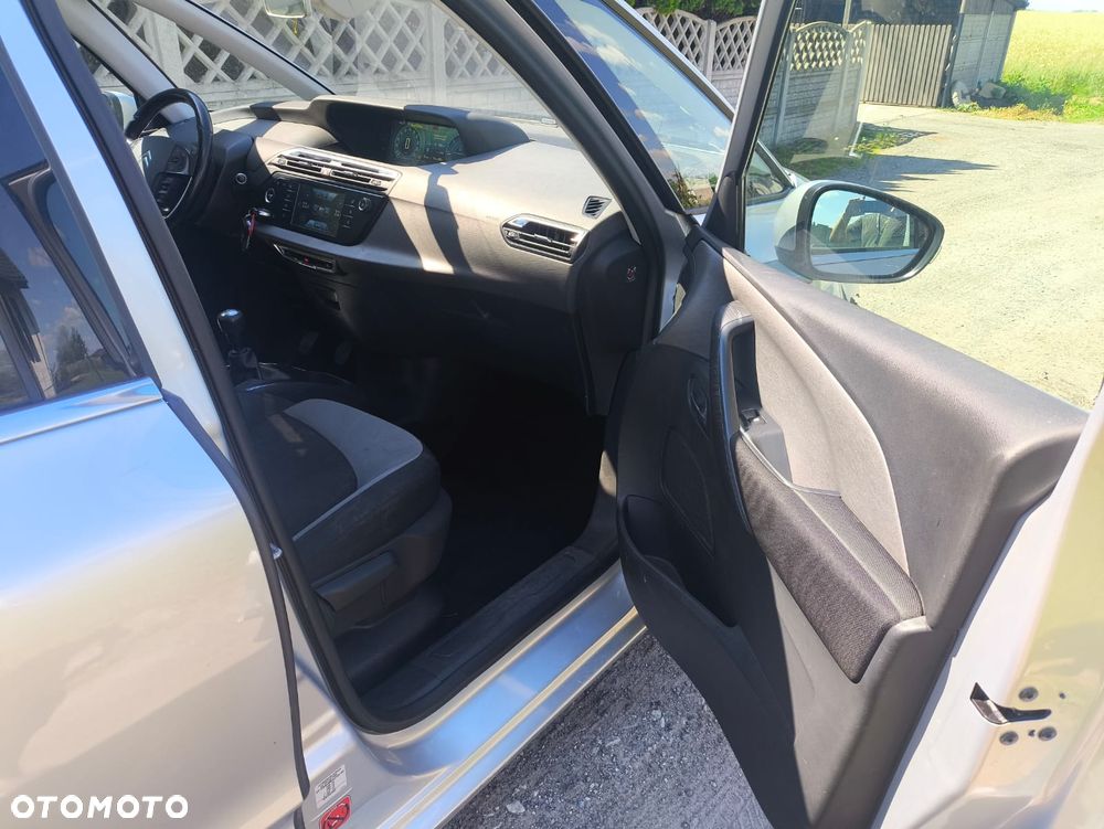 Citroën C4 Picasso - 16