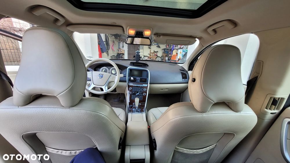 Volvo XC 60 D5 AWD Summum - 24