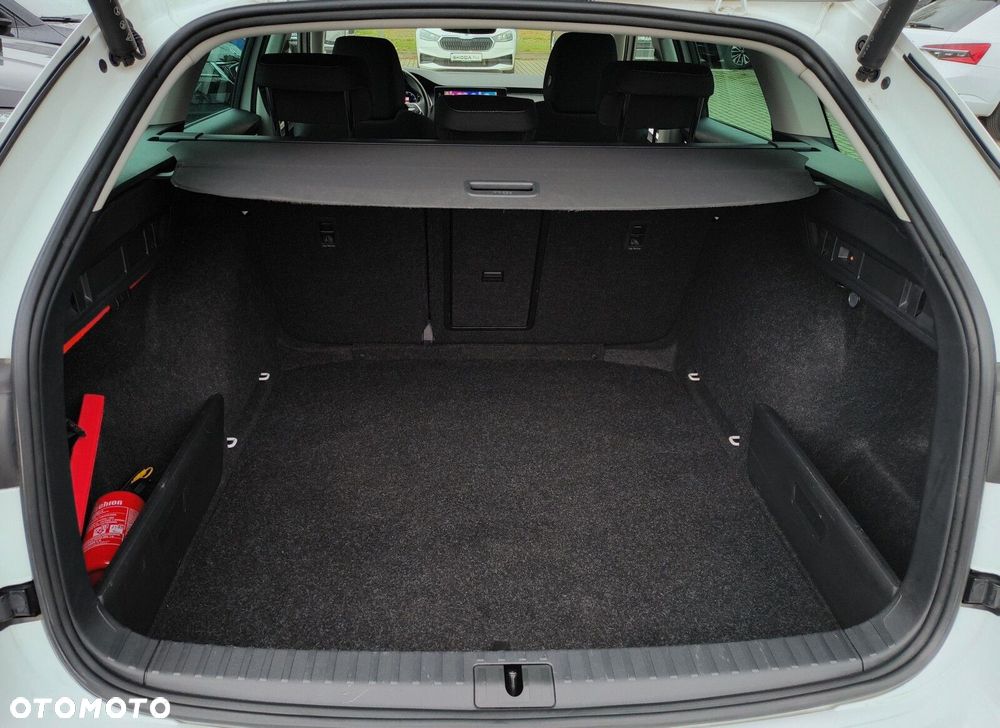 Skoda Octavia 2.0 TDI Style DSG - 27