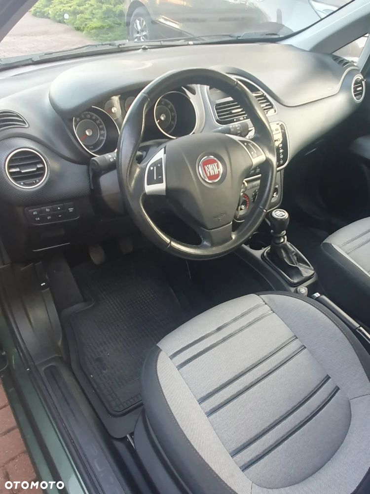 Fiat Punto Evo 1.4 8V Estiva Blue&Me Euro5 - 26