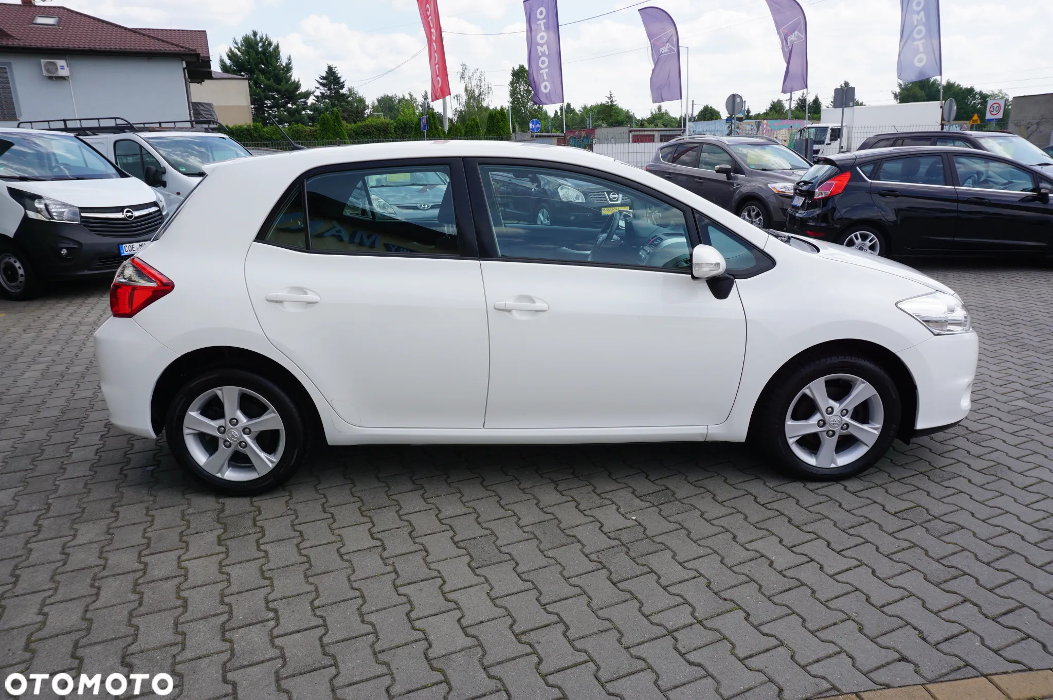 Toyota Auris 1.6 Comfort - 9