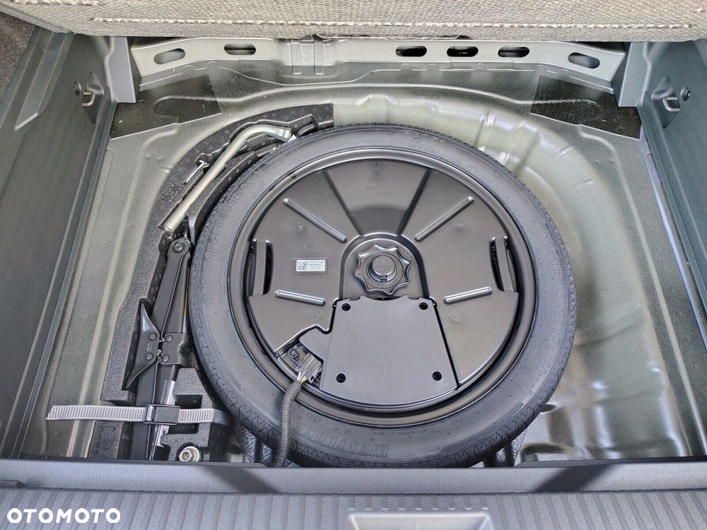 Volkswagen T-Roc 1.5 eTSI R-Line DSG - 10