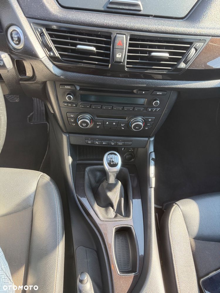 BMW X1 xDrive20d - 13