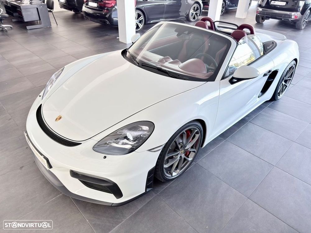Porsche 718 Spyder Standard - 16