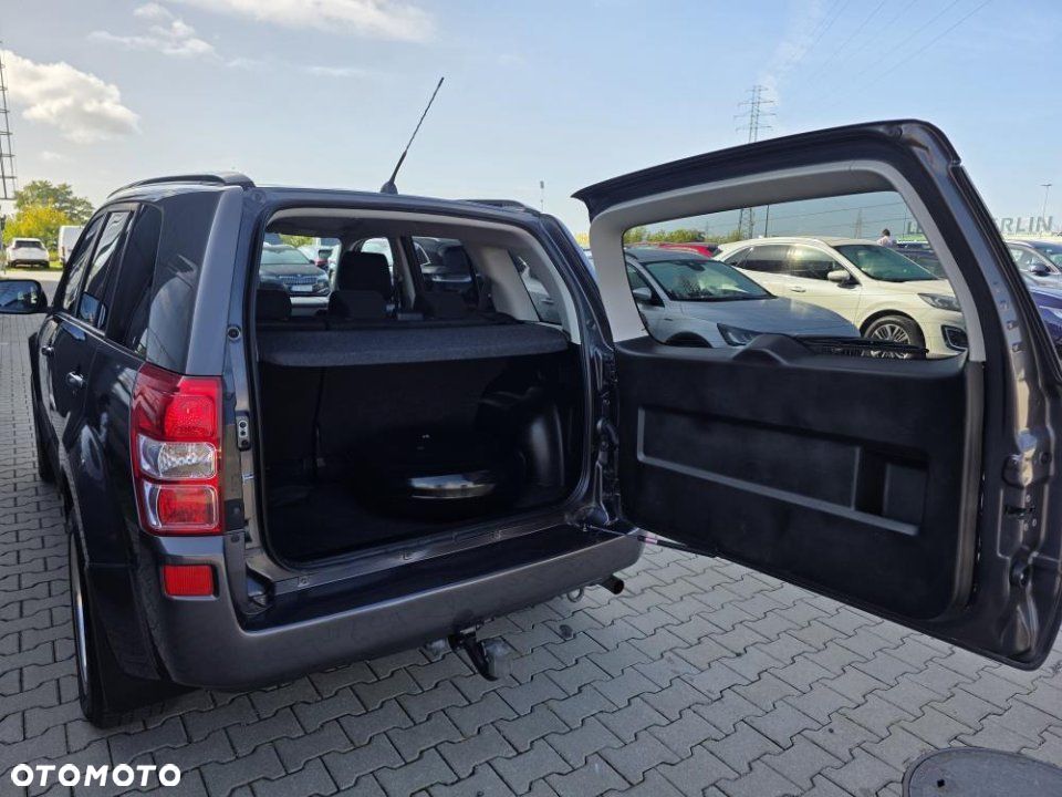 Suzuki Grand Vitara - 11
