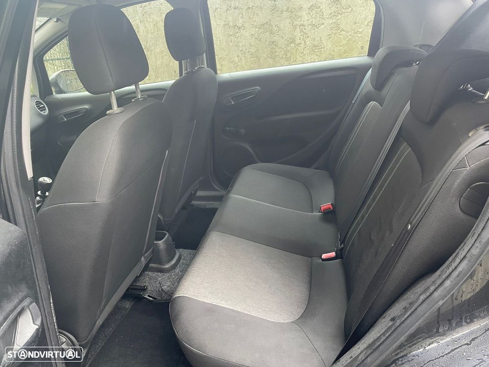 Fiat Grande Punto - 16