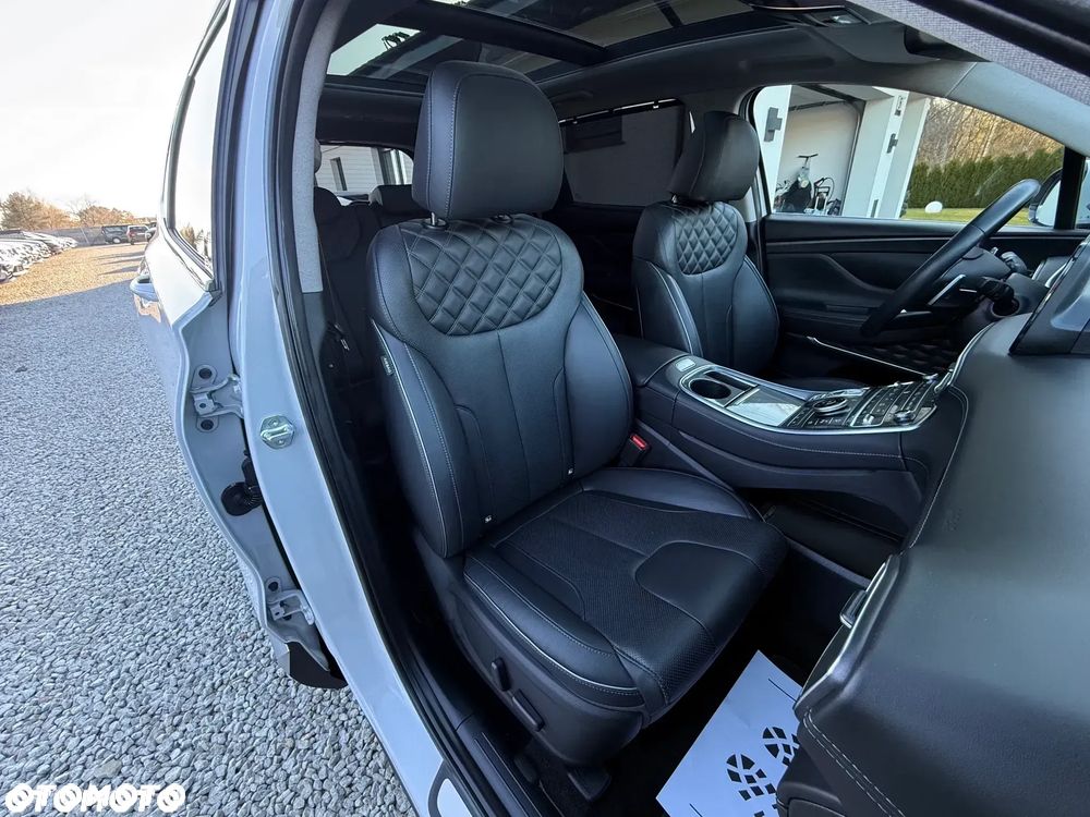 Hyundai Santa Fe 1.6 HEV 2WD SEVEN Signature - 26