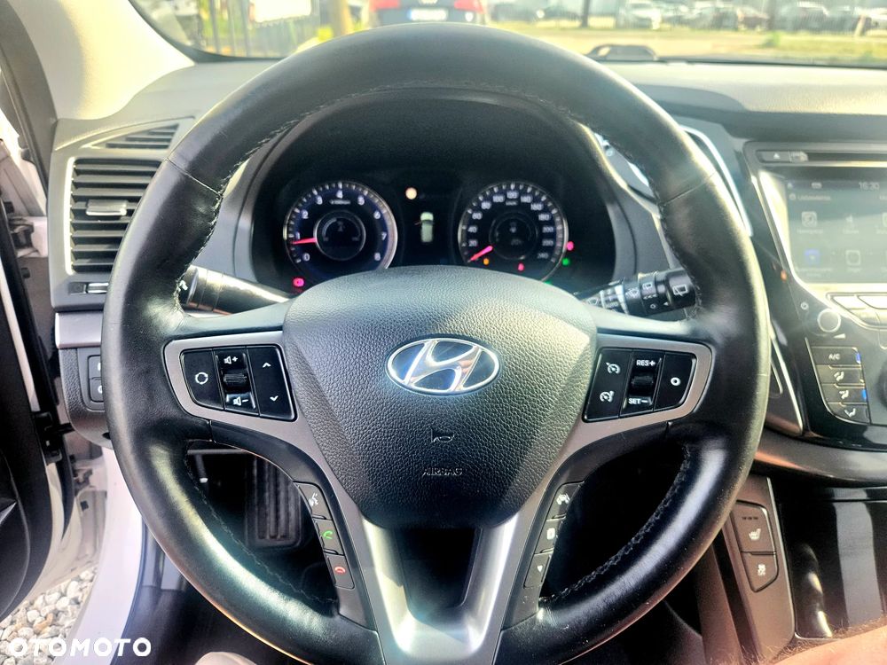 Hyundai i40 Kombi 2.0 Premium - 36