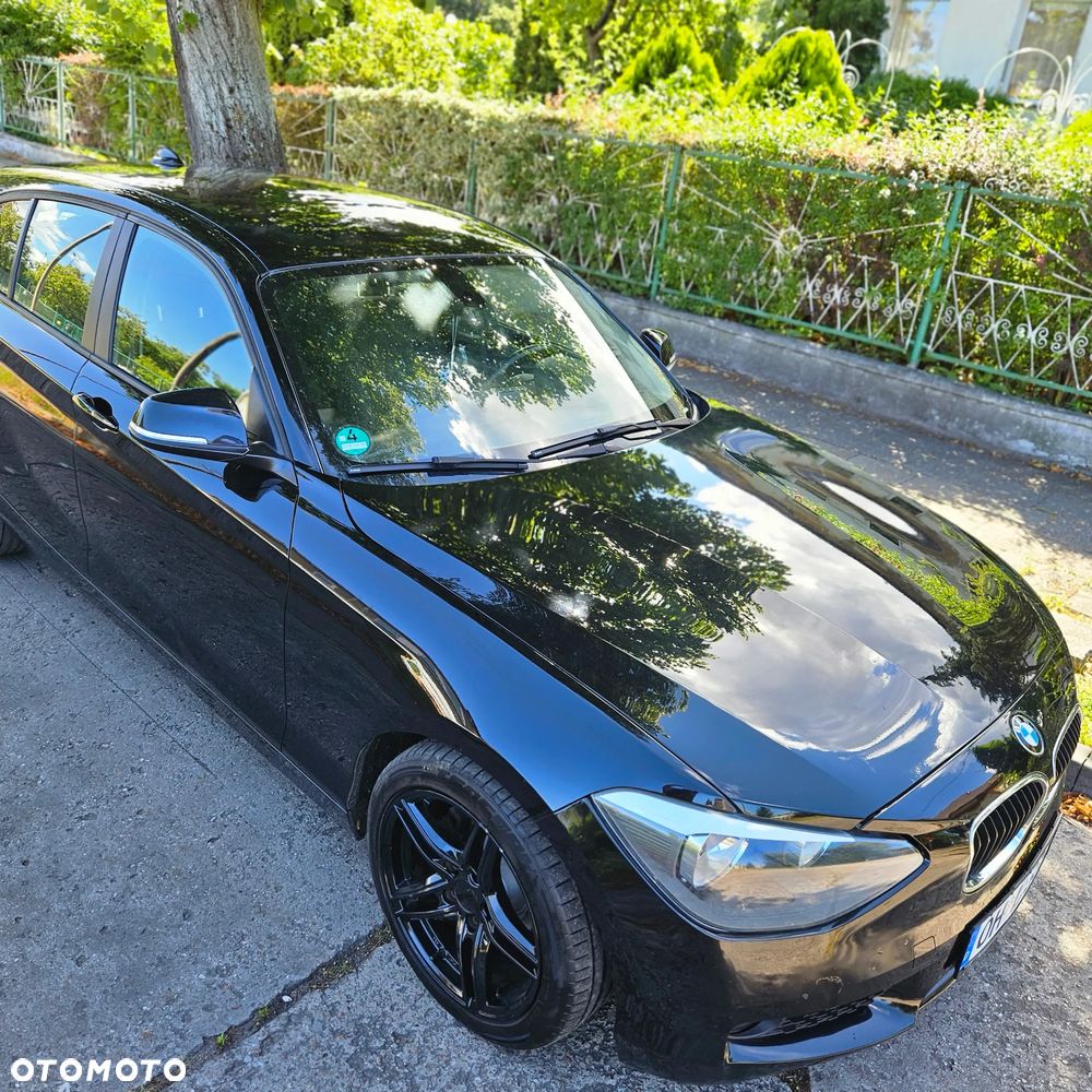 BMW Seria 1 114i Sport Line - 1
