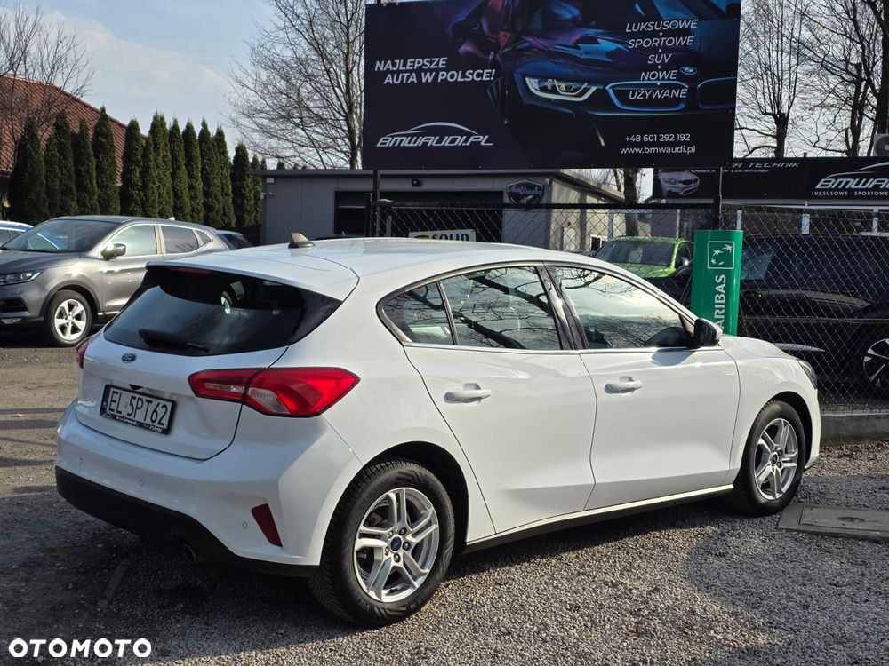 Ford Focus 1.0 EcoBoost Trend Edition Business - 10