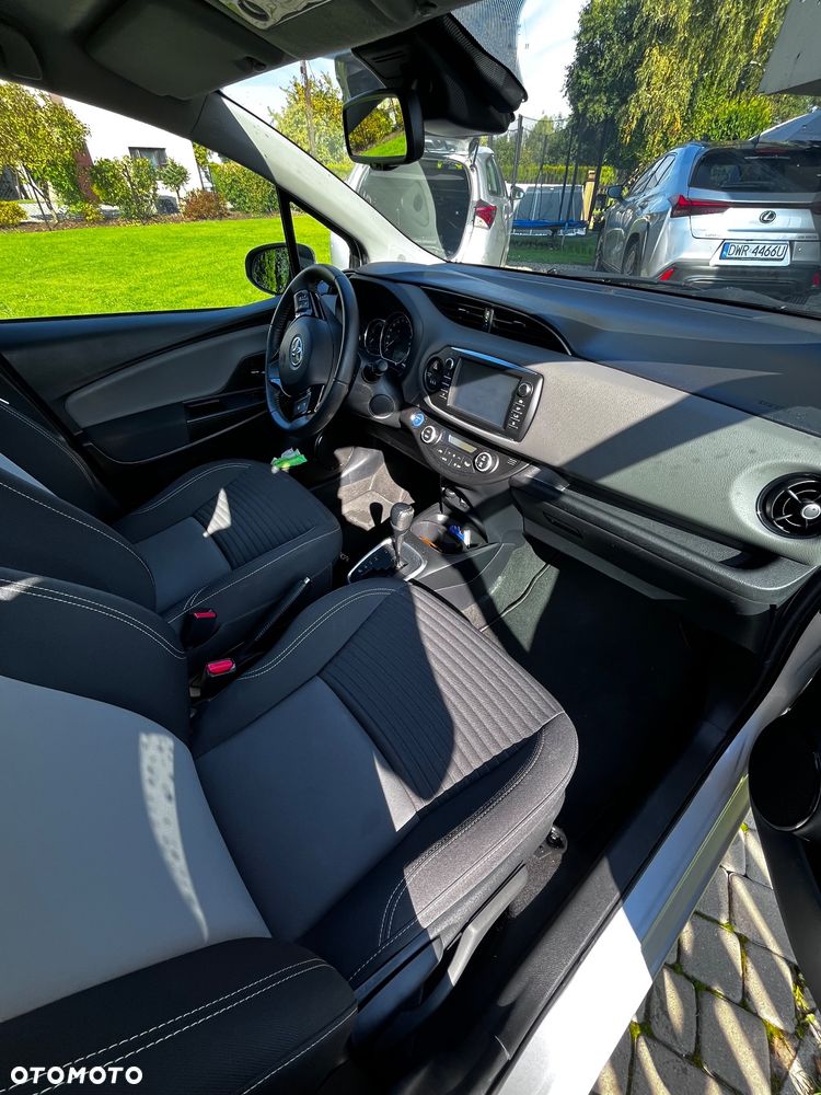 Toyota Yaris Hybrid 1.5 VVT-i Comfort - 13
