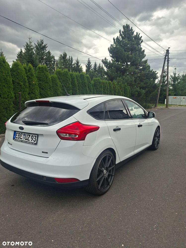 Ford Focus 1.0 EcoBoost Trend ASS - 4