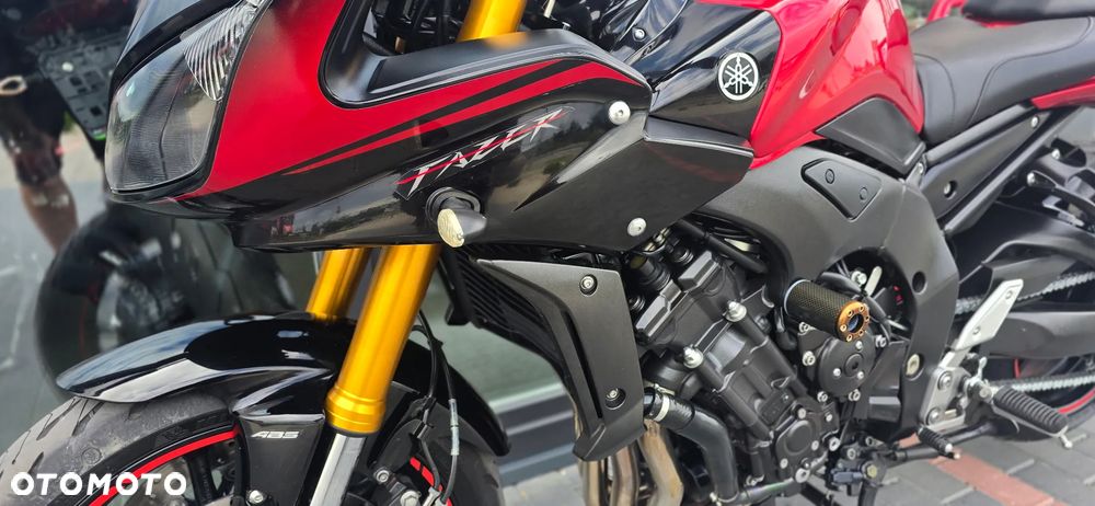 Yamaha FZ - 26
