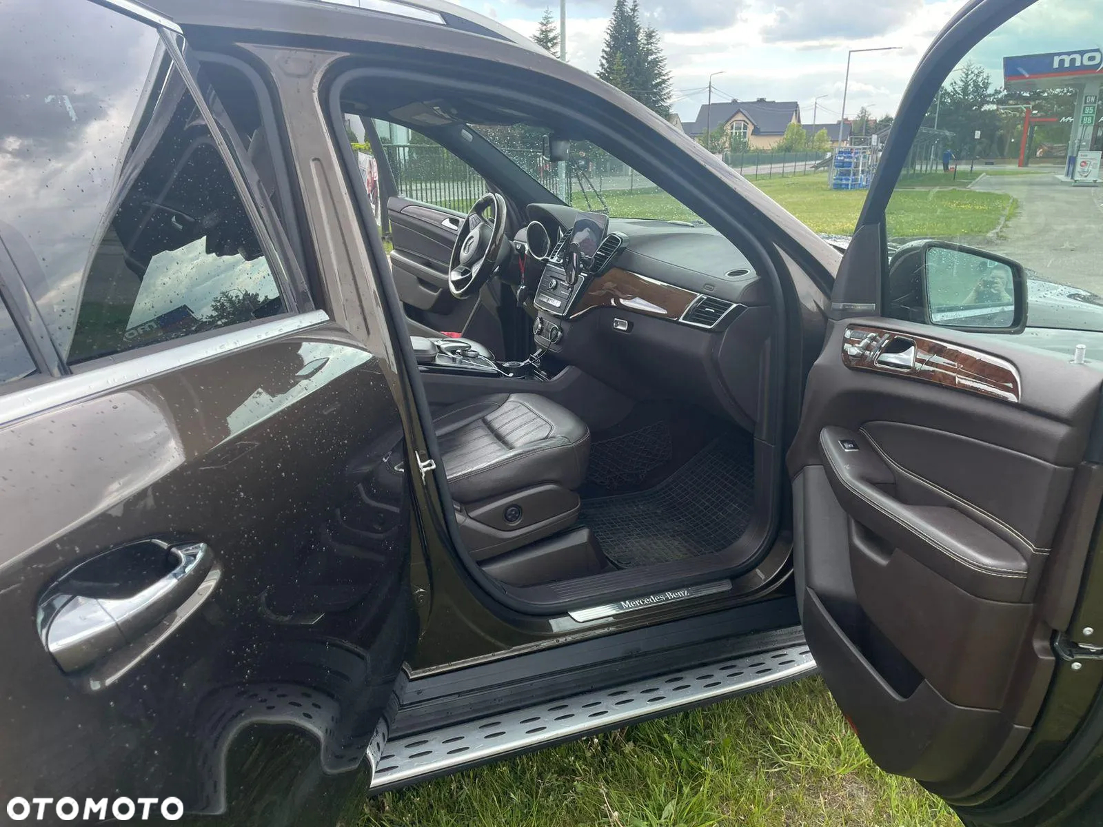 Mercedes-Benz GLS - 13