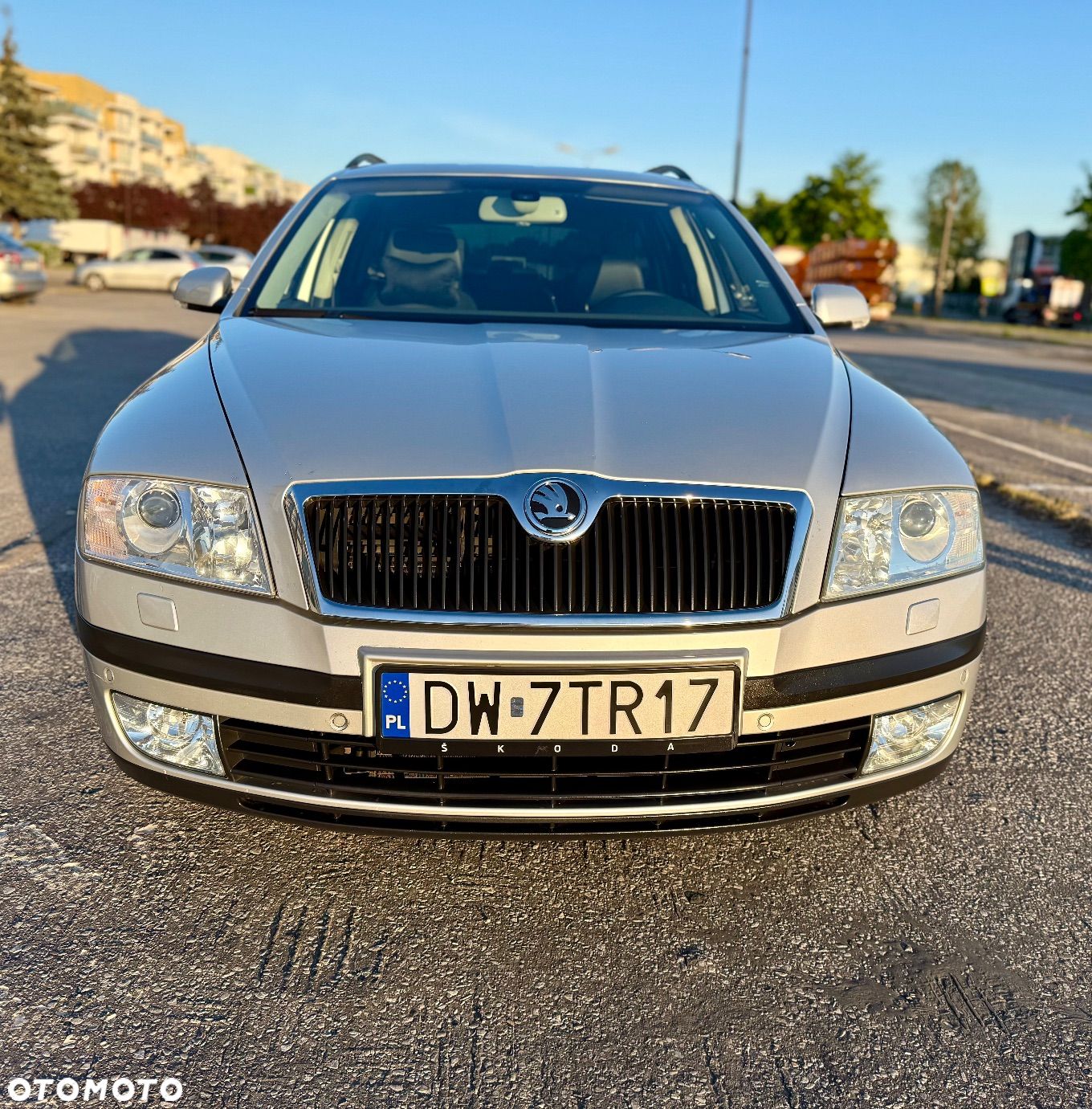 Skoda Octavia Combi 1.6 FSI Automatik Elegance - 1