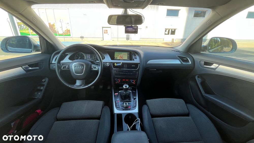 Audi A4 Avant - 12
