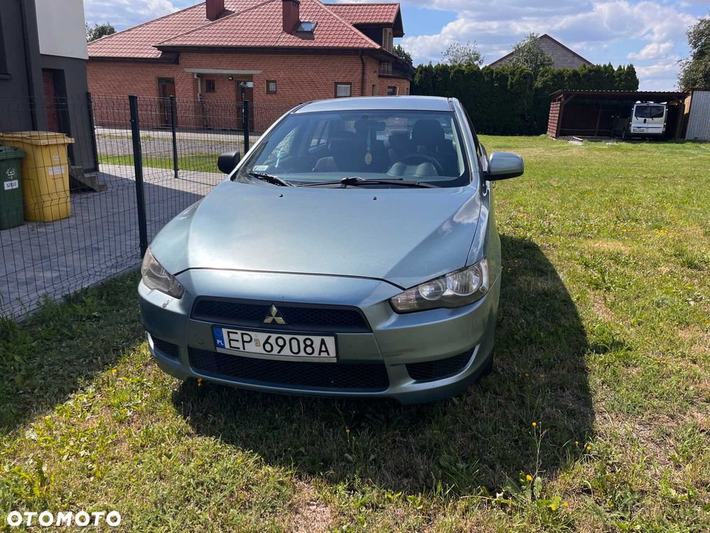 Mitsubishi Lancer - 2