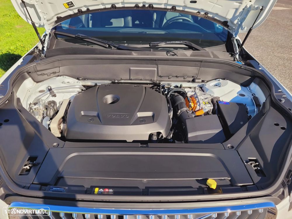 Volvo XC 90 2.0 T8 PHEV Core AWD - 11