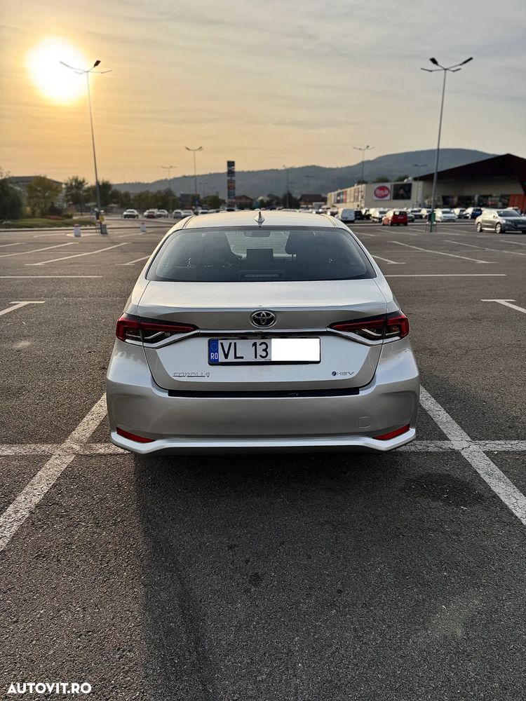 Toyota Corolla - 6