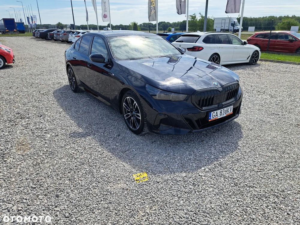 BMW Seria 5 520i mHEV sport - 6