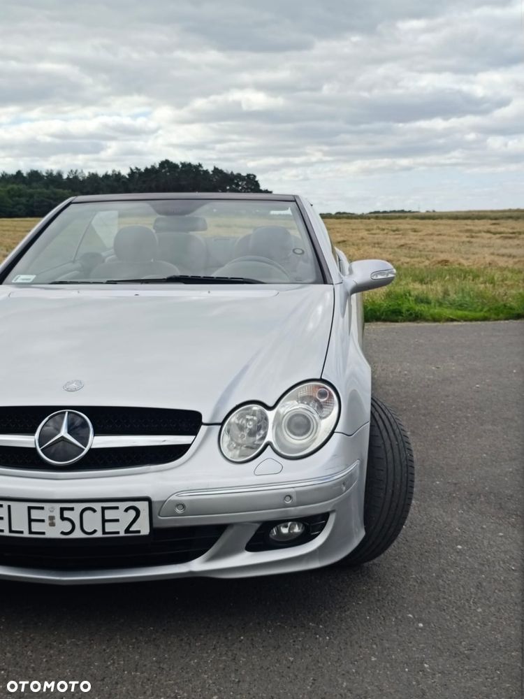 Mercedes-Benz CLK - 8