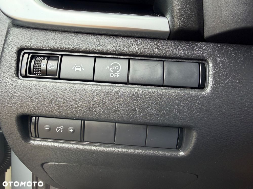 Nissan Qashqai 1.3 DIG-T MHEV N-Connecta Xtronic - 27