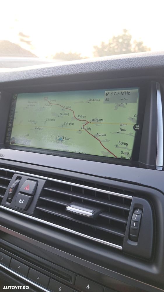 BMW Seria 5 525d - 3