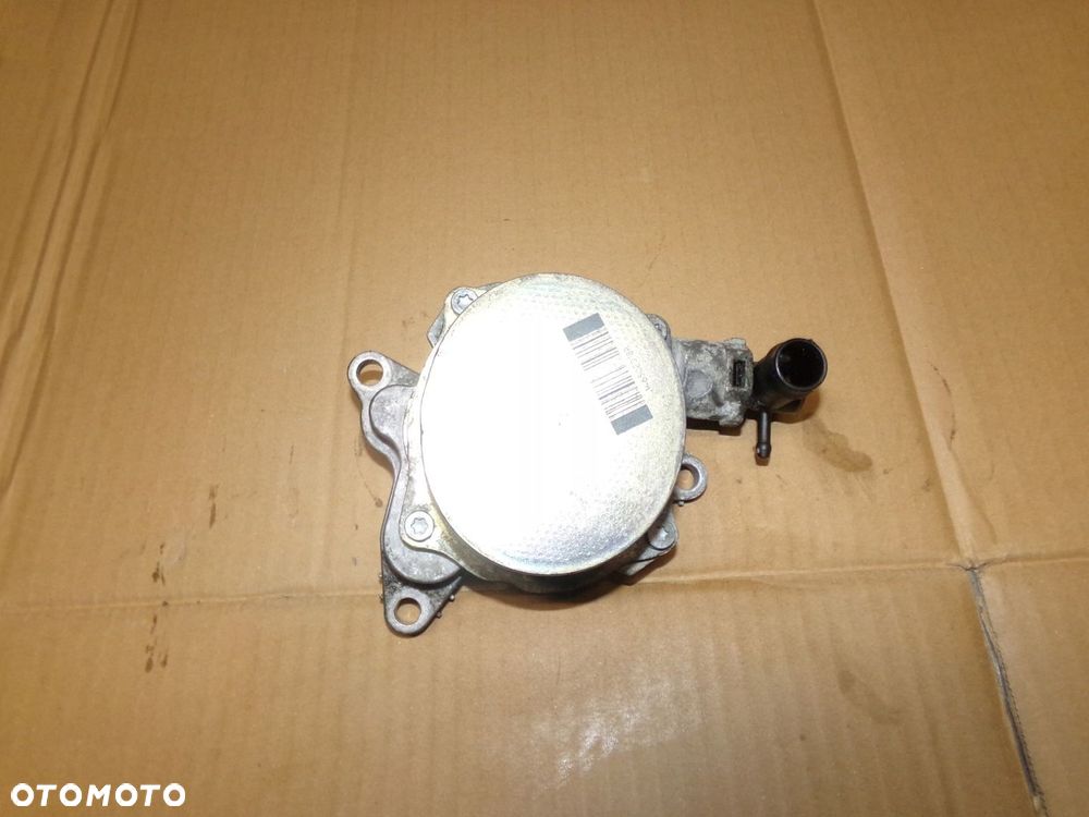 VACUM POMPA RENAULT TRAFIC VIVARO 2.0 DCI