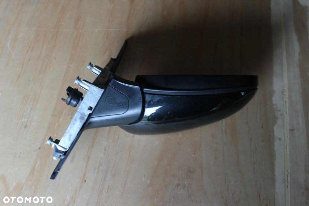 LUSTERKO PRAWE BMW E90 E91 LCI 3 PIN EU 475 2008 - 3