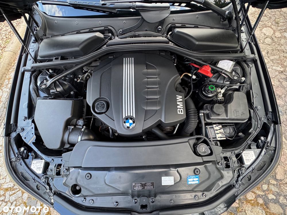 BMW Seria 5 520d Edition Exclusive - 13